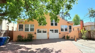 Building Photo - 3242 Briggs Ave