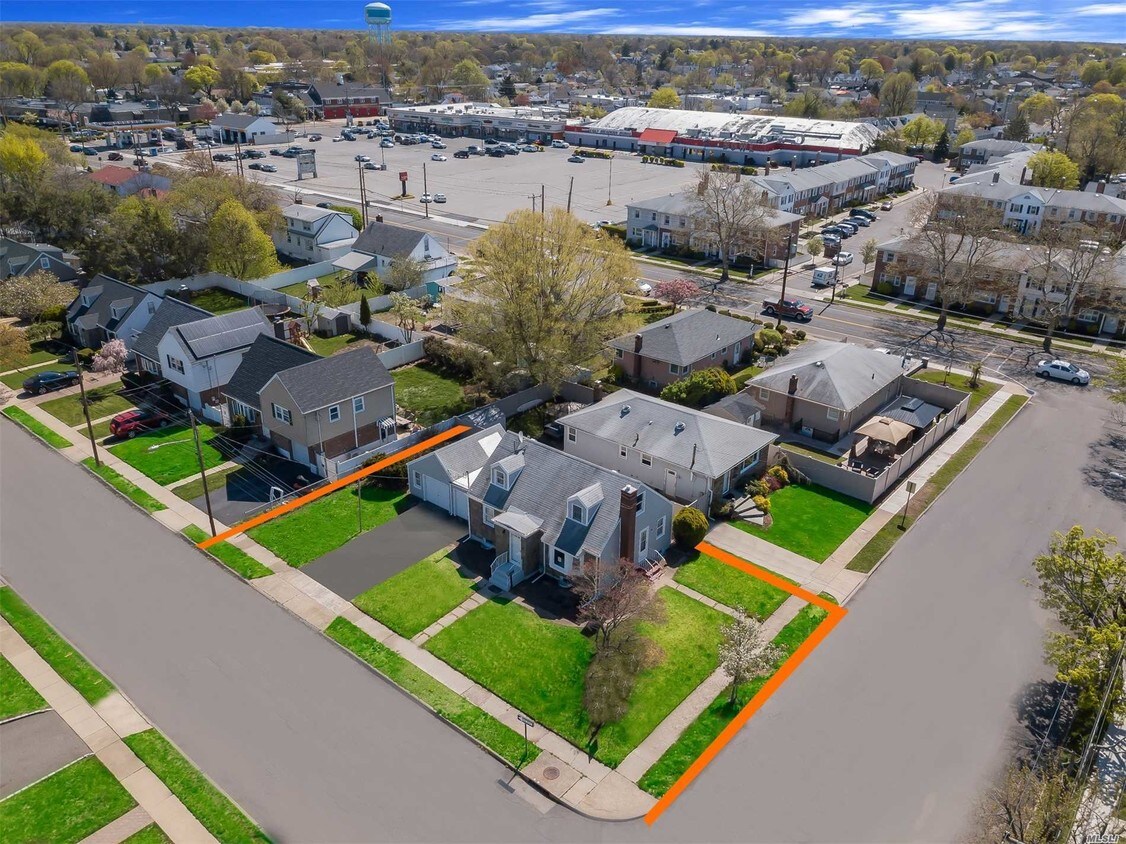 1804 Albermarle Ave, East Meadow, NY 11554 House for Rent in East