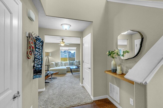 Foto del edificio - Charming 2-story home in Lorson Ranch