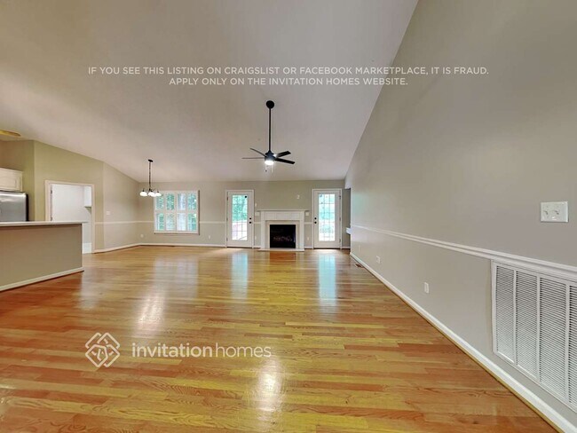 Building Photo - 756 Carson Rd