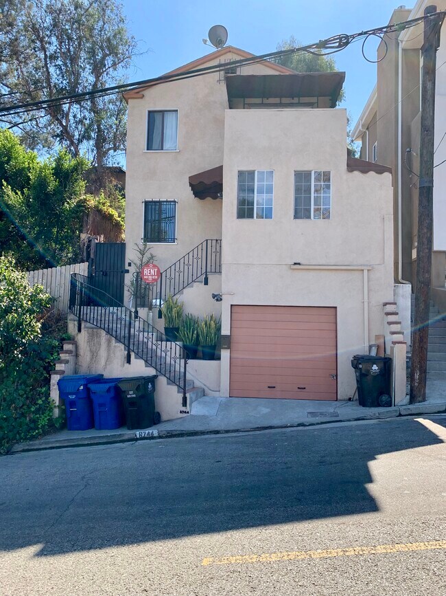 Front - 6744 Woodrow Wilson Dr