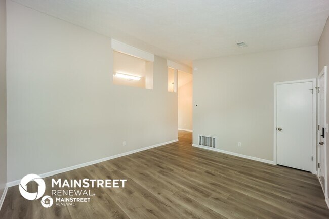 Foto del edificio - 7767 Park Ln