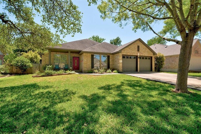 Building Photo - 3932 Sendero Dr