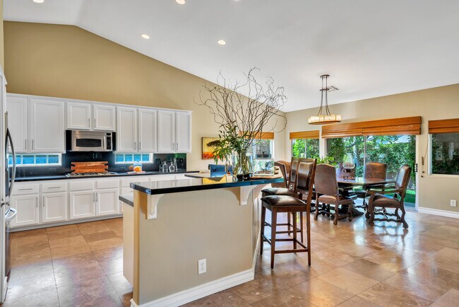 Foto del edificio - 45607 Pelican Hill Ct