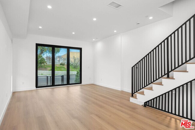 Foto del edificio - 1649 Selby Ave