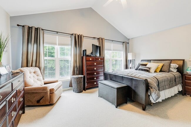 Building Photo - 3817 N Milwaukee Ave