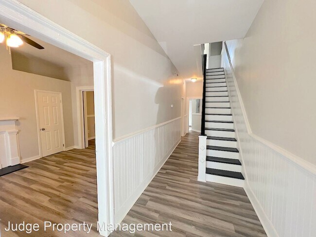 Foto del edificio - 3 br, 2 bath House - 305 W Waldburg Street