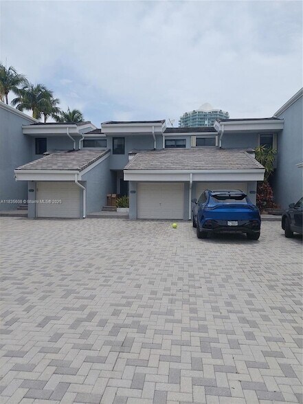 Foto principal - 255 Poinciana Island Dr