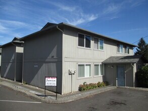 Building Photo - 113-137 Hrubetz Rd SE