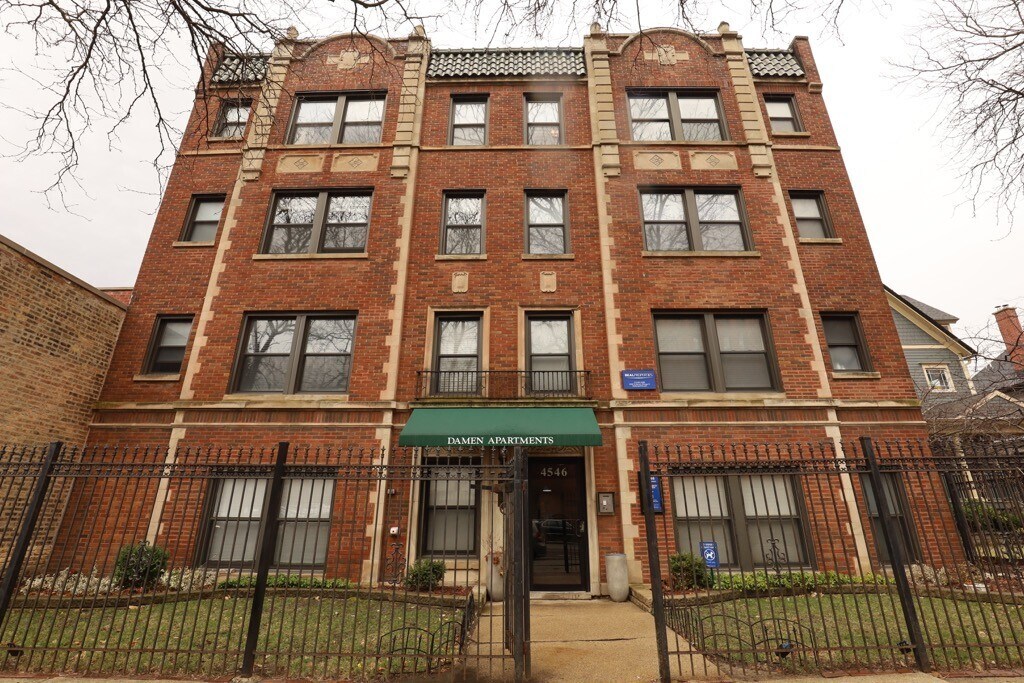 Foto principal - 4551 N Damen Ave