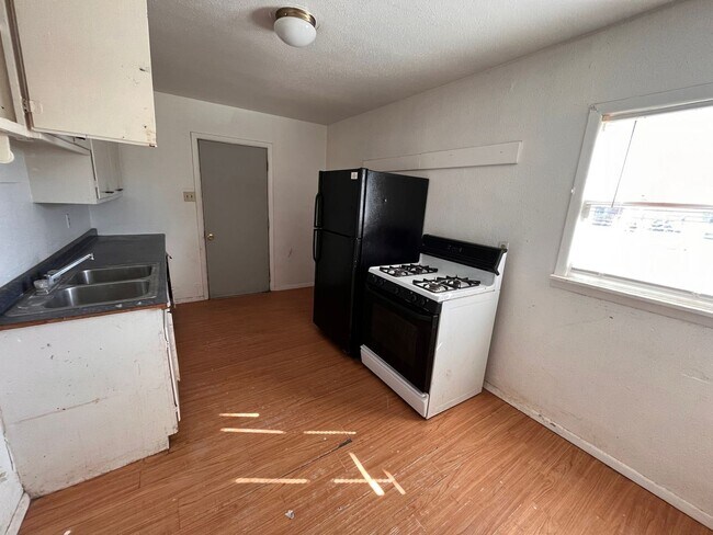 Foto del edificio - 2 br, 1 bath House - 1514 N Michigan (819)