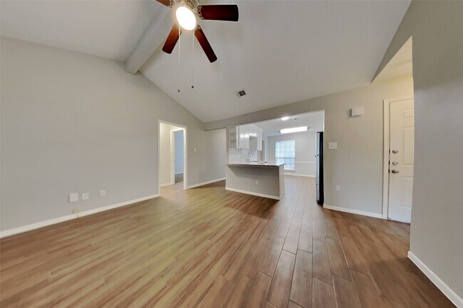 Foto del edificio - 2730 Longleaf Pines Ln