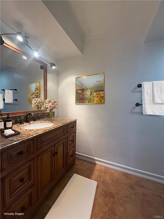 Building Photo - 33665 Via Lagos