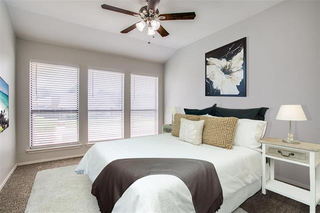 Foto del edificio - 2809 Meadow Park Dr