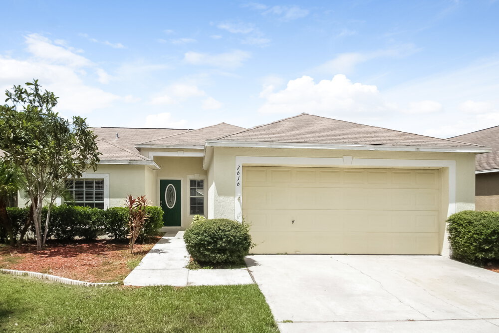 Foto principal - 7616 Bristol Park Dr