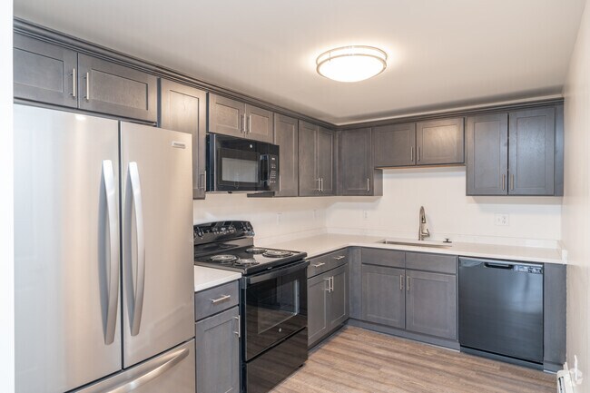 1 habitación, 1 baño - 580 pies cuadrados - Cocina - Copley Court Apartments