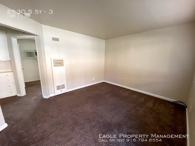Building Photo - Cute 1 BD 1 BA Downstairs Apartment