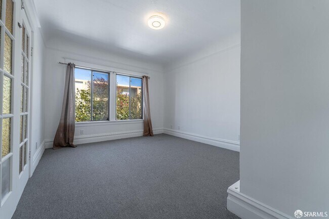 Building Photo - 2748 San Bruno Ave