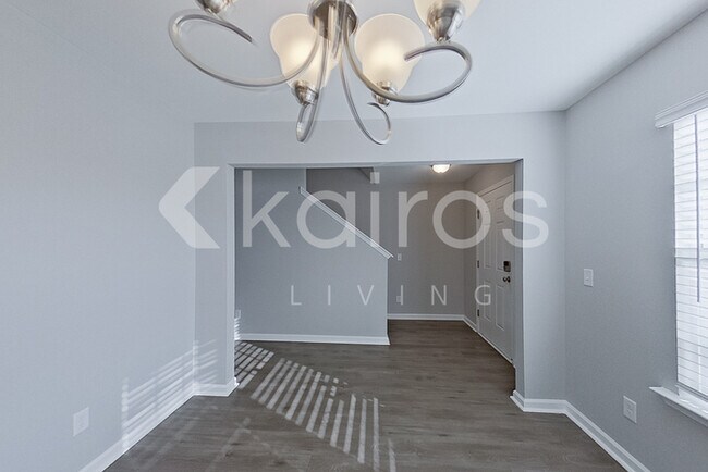 Foto del edificio - 102 Ebenezer Blf Wy