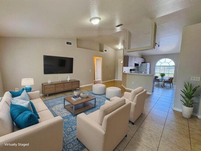 Building Photo - 609 Tamarin Ln