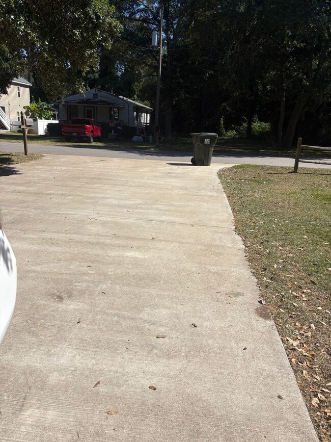 Building Photo - 2 Bedroom 1 Bath Home in Jarvisburg availa...