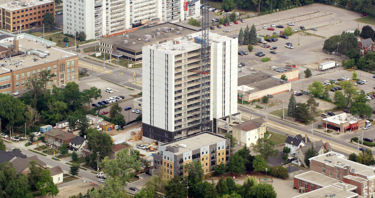 Building Photo - The Bright Building