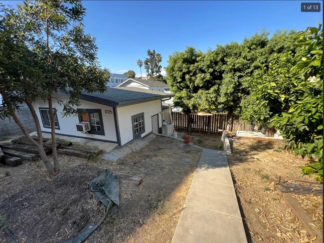 Foto del edificio - 1725 Kent St