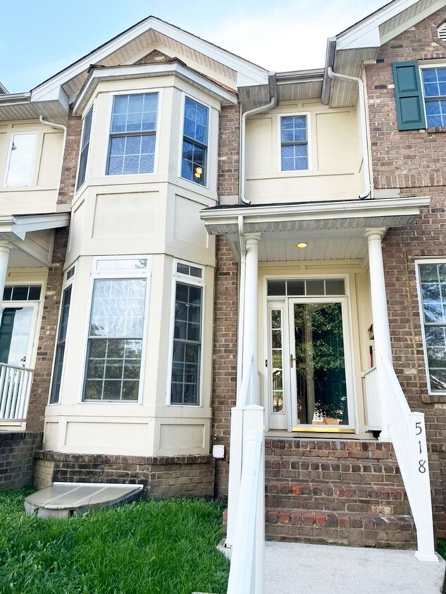 Primary Photo - 518 Tyler Ave