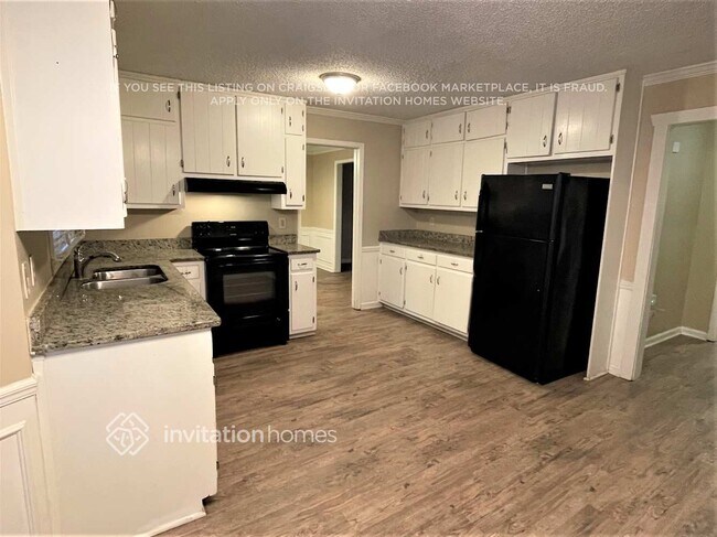 Foto del edificio - 1212 Summit Chase Dr SW