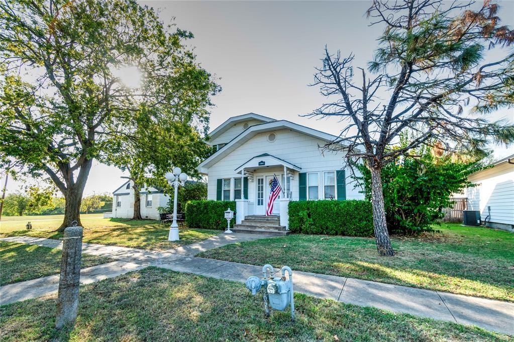 Foto principal - 108 W 5th St