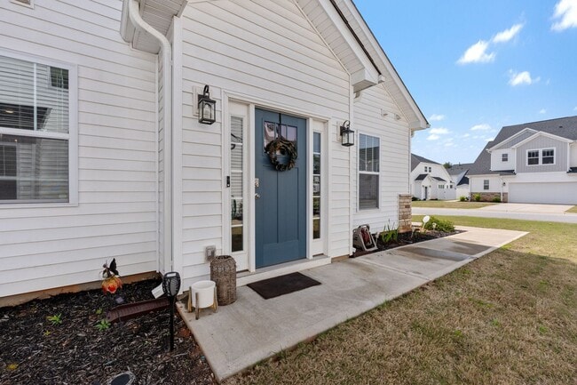 Building Photo - 1615 Chelmsford Ct