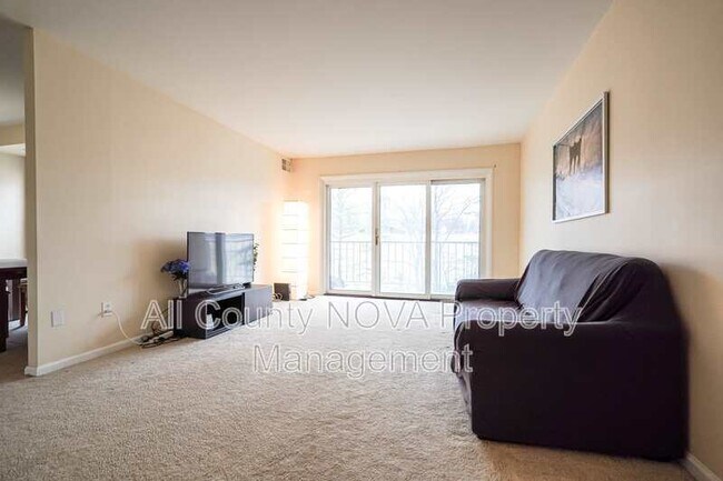 Foto del edificio - 11923 Parklawn Dr