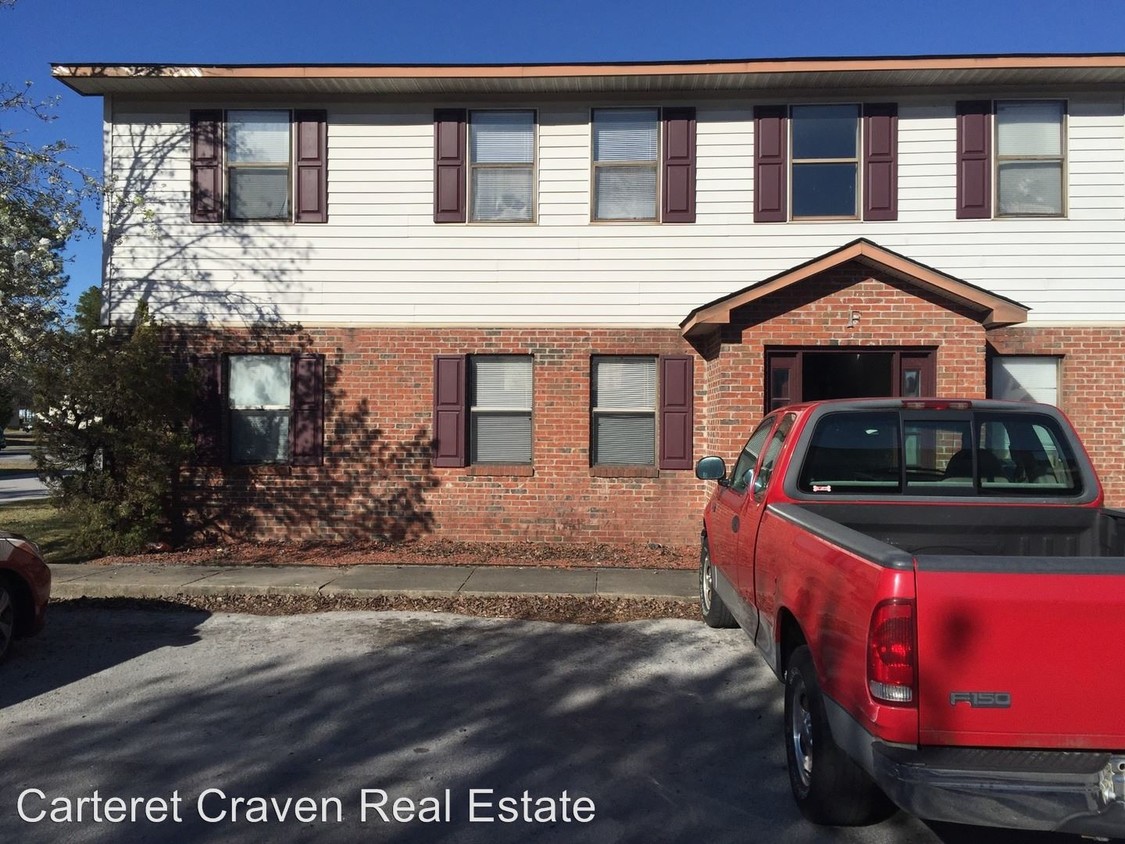 Primary Photo - 210 Shipman Rd