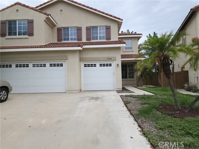 Foto principal - 23641 Groveland Pl