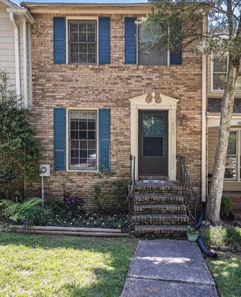 Foto del edificio - 1629 Ashwood Ln