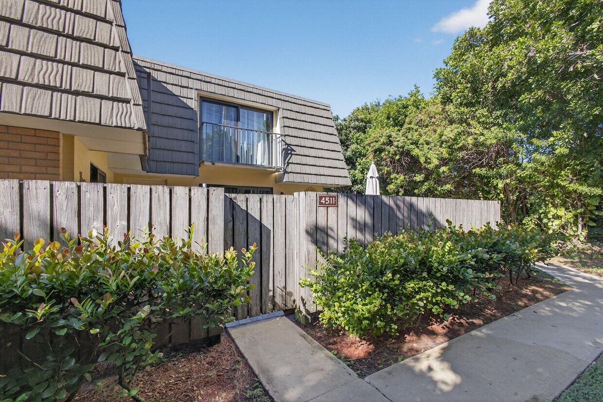 Foto principal - 4511 45th Way