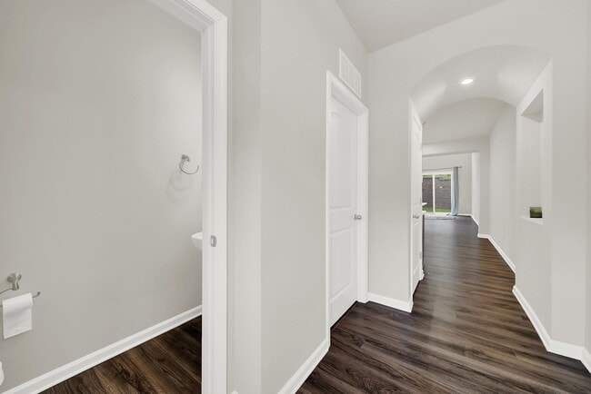 Photo - Lovely 3 Bed 3.5 Bath Townhome in Indian L...