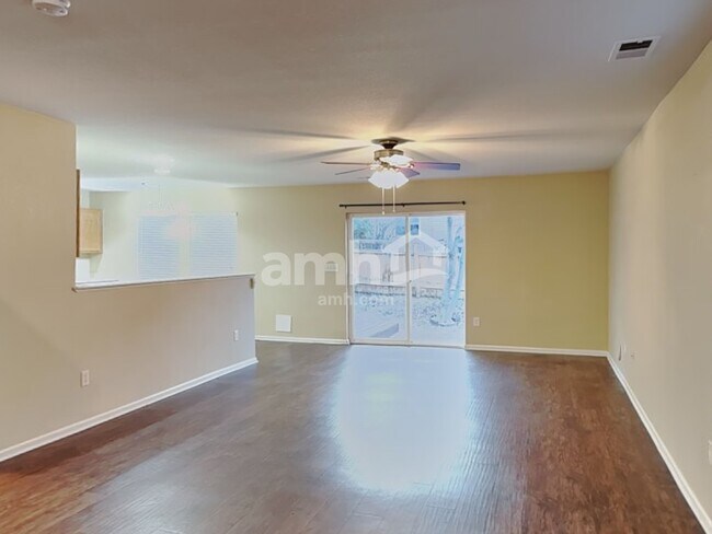 Building Photo - 2089 Quartz St