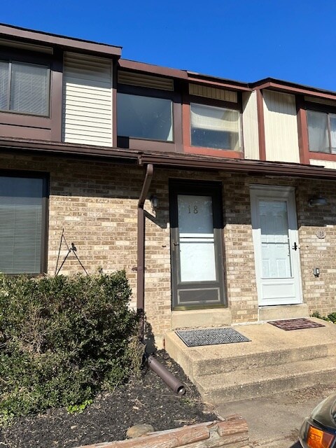 Foto del edificio - 18 Cedar Creek Ct