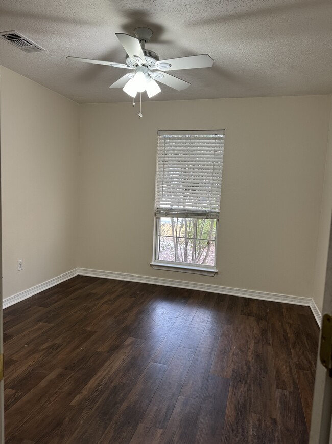 Foto del edificio - 3216 N 3rd St