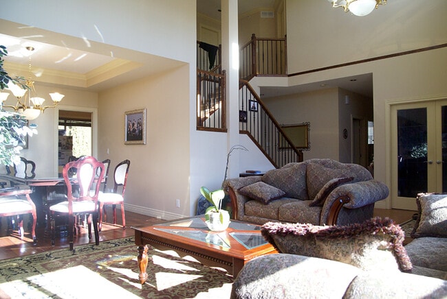 Photo du bâtiment - 761 Huber Dr