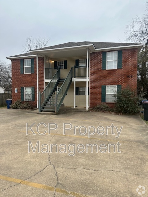 Building Photo - 815 N 48th St