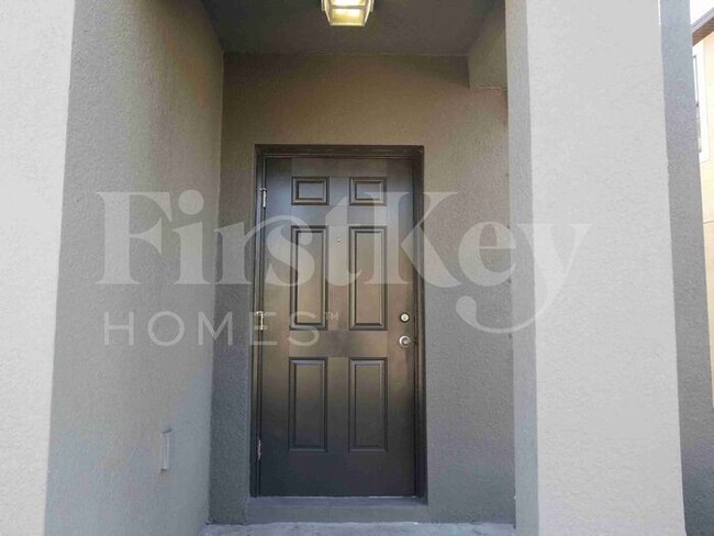 Foto del edificio - 5041 Brickwood Rise Drive