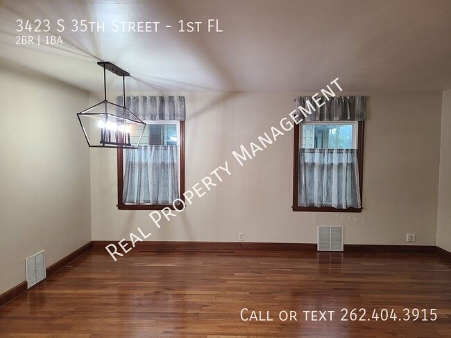 Building Photo - 3423 S 35th St