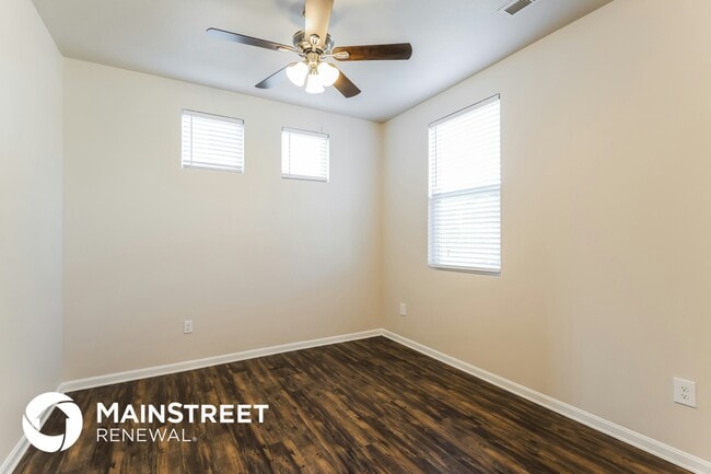 Foto del edificio - 11928 Trottingham Cir