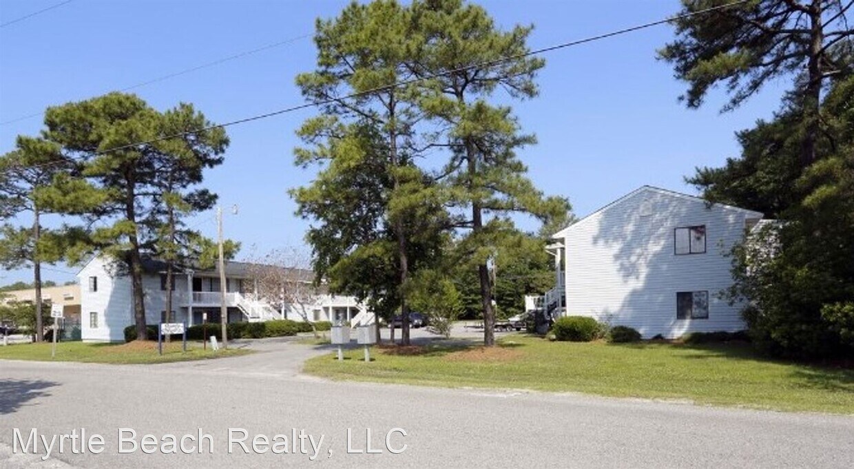 Building Photo - 2 br, 1 bath House - 445 Sandy Lane Unit D4