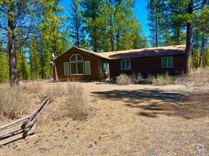 Building Photo - 15725 S Century Dr