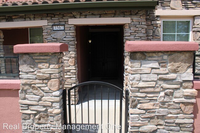 Building Photo - 4 br, 4 bath House - 3567 Central Pkwy