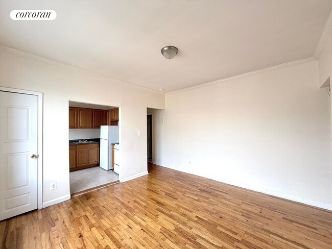 Building Photo - 612 W 137th St