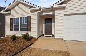 Building Photo - 112 Kernow Ln
